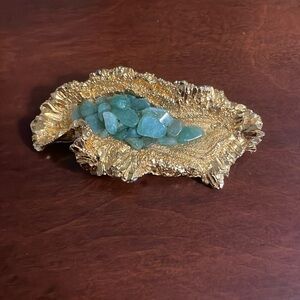Gold and green brooch